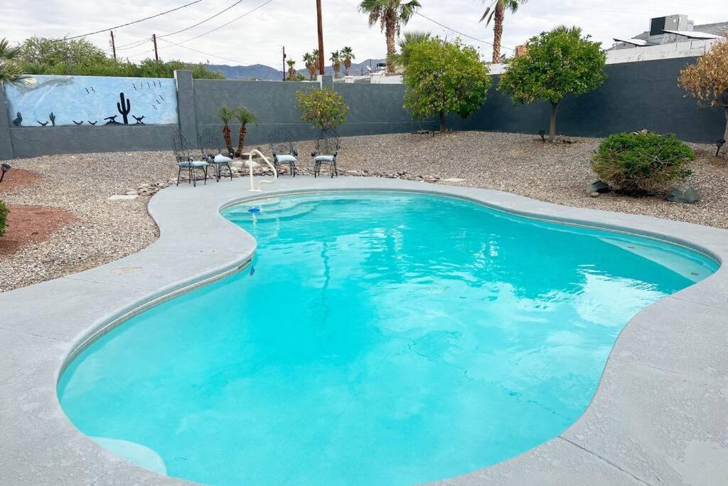 Spacious Getaway! Pool, Spa, Sleeps 9 Lake Havasu City Εξωτερικό φωτογραφία