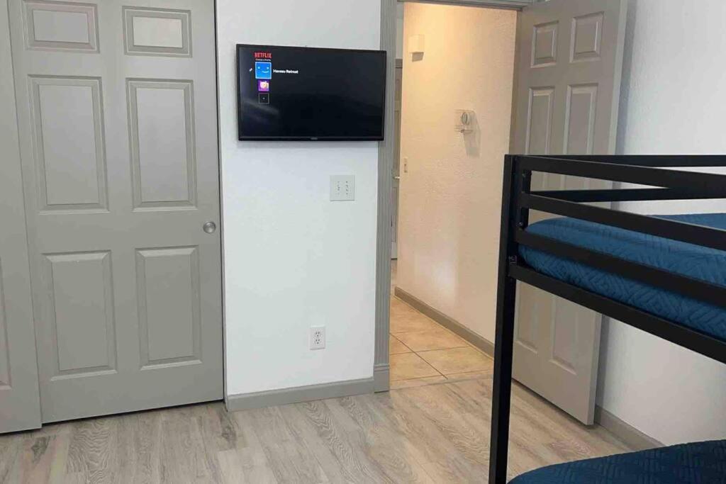 Spacious Getaway! Pool, Spa, Sleeps 9 Lake Havasu City Εξωτερικό φωτογραφία