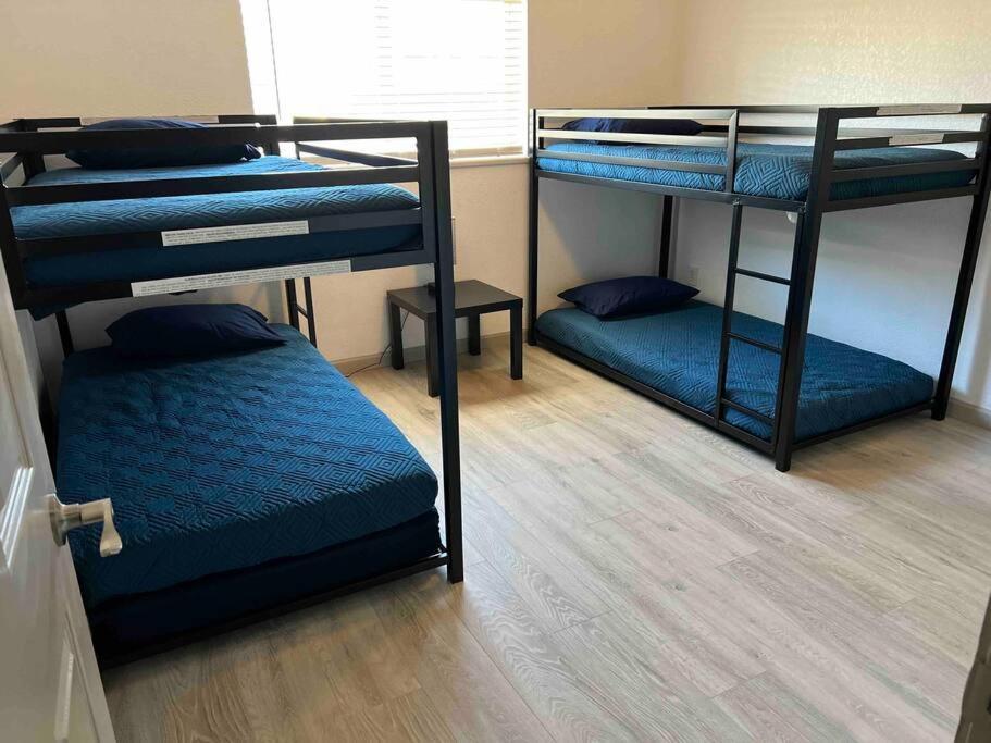 Spacious Getaway! Pool, Spa, Sleeps 9 Lake Havasu City Εξωτερικό φωτογραφία