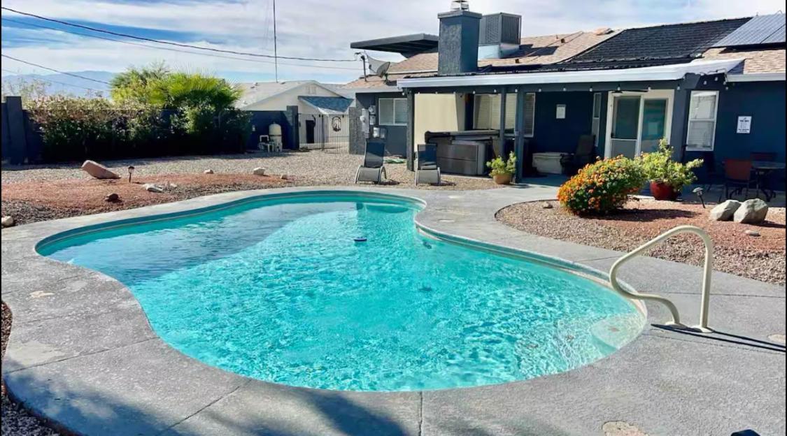 Spacious Getaway! Pool, Spa, Sleeps 9 Lake Havasu City Εξωτερικό φωτογραφία